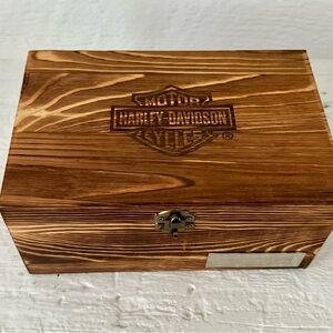Harley Davidson Cocktail glasses in wood gift box